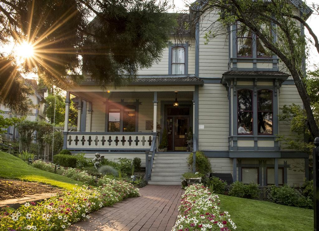 Winchester Inn Άσλαντ Εξωτερικό φωτογραφία