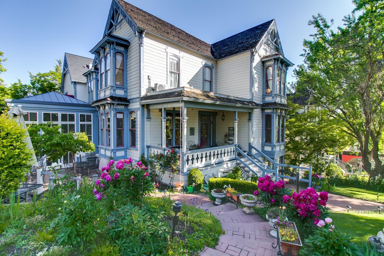 Winchester Inn Άσλαντ Εξωτερικό φωτογραφία