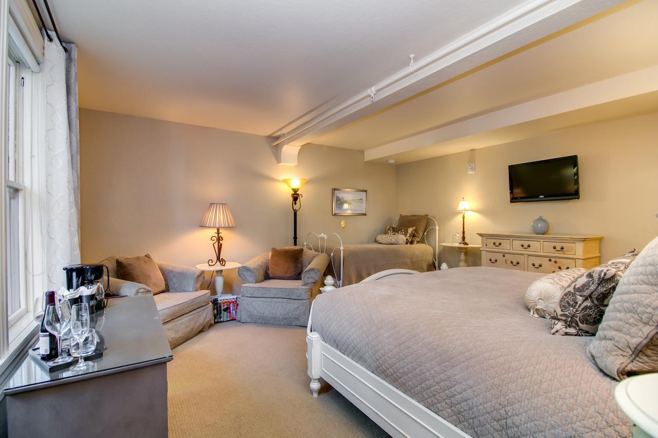 Winchester Inn Άσλαντ Εξωτερικό φωτογραφία