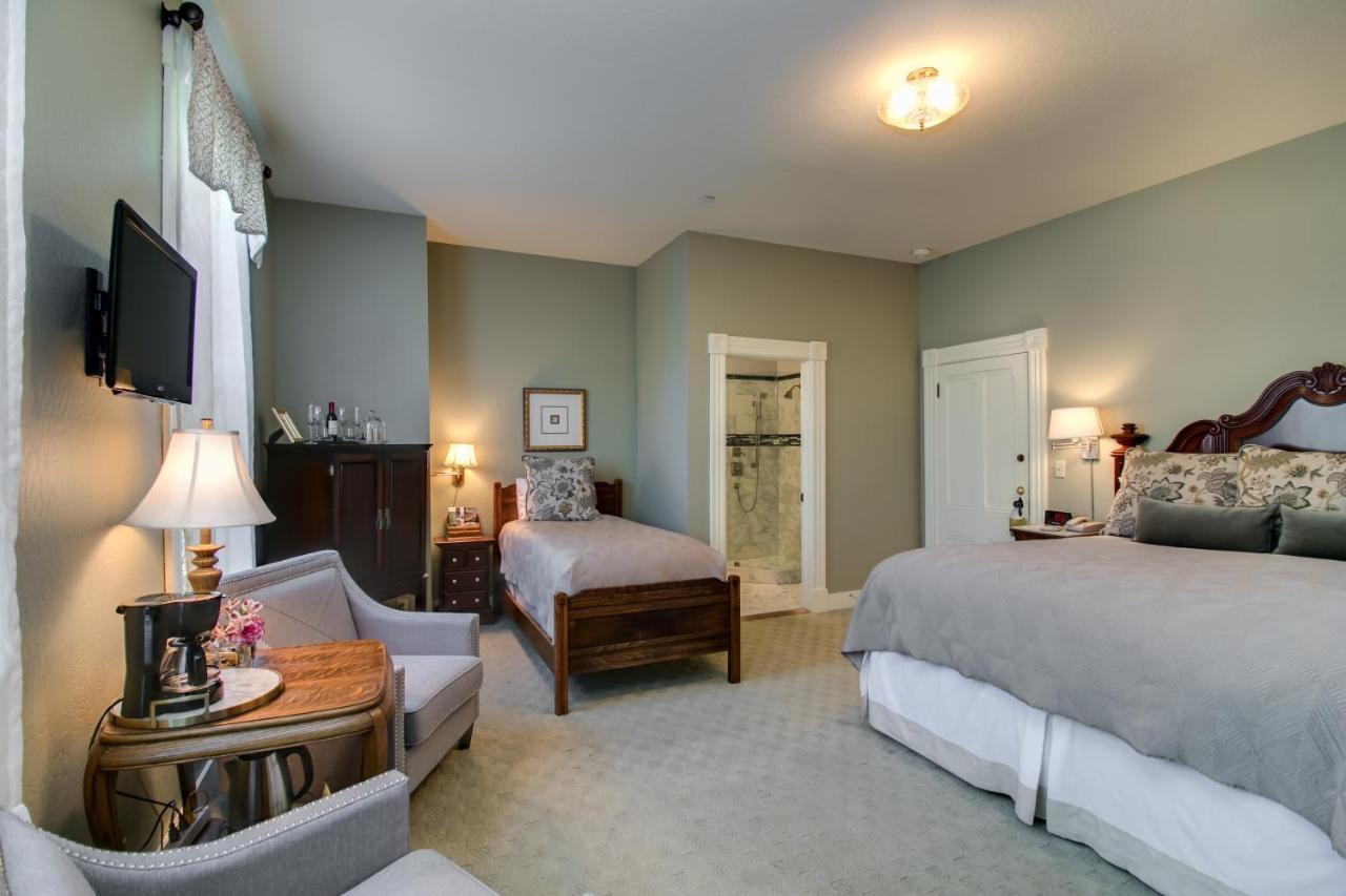 Winchester Inn Άσλαντ Εξωτερικό φωτογραφία